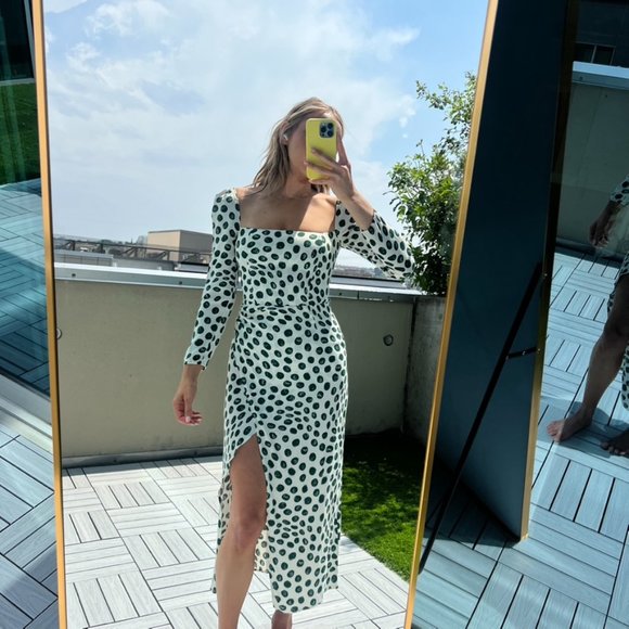 Reformation Hilda long-sleeve midi dress in Tapioca - Picture 7 of 13